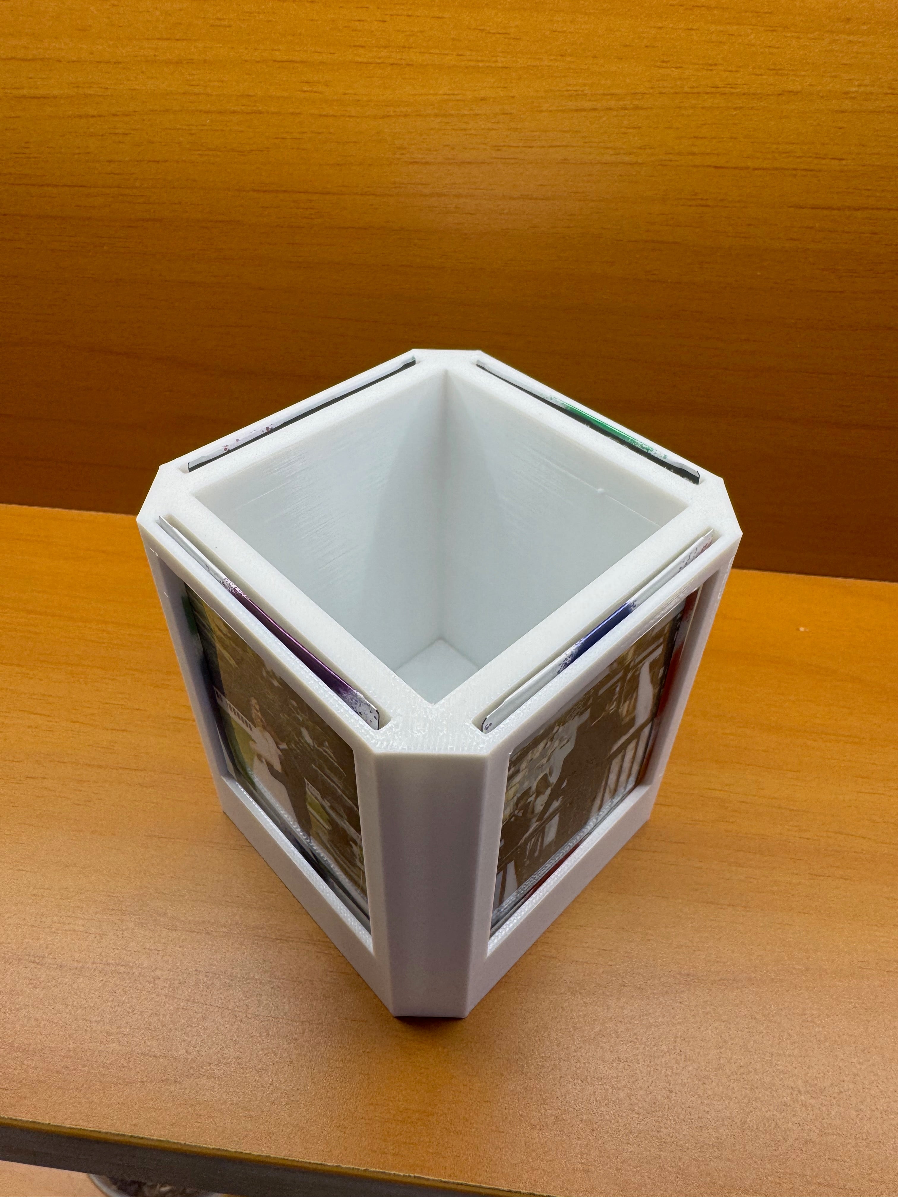 3D Printed Polaroid Box – A Keepsake for Your Memories