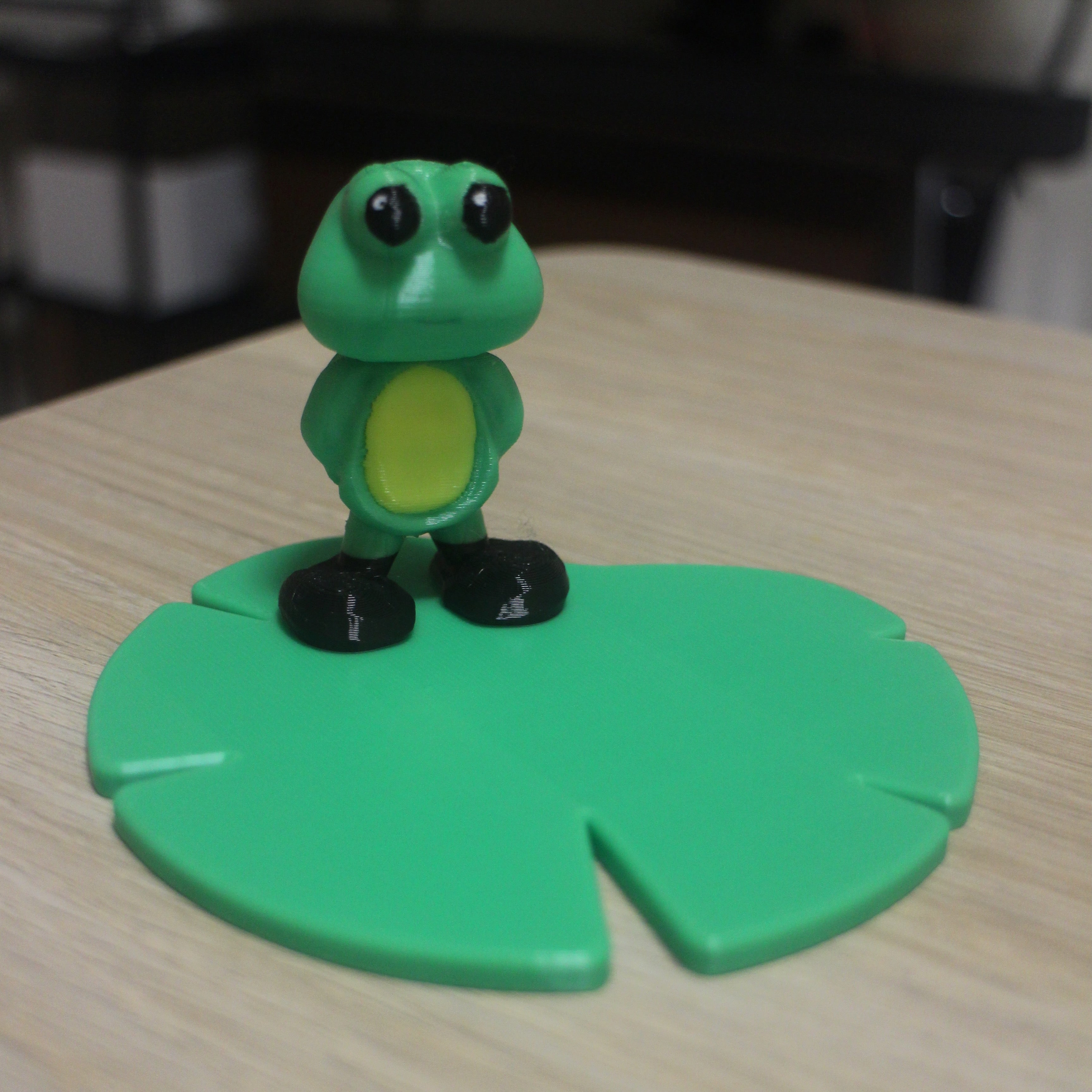 🐸 Frog Man Coffee Coaster – Quirky Amphibian Desk Decor for Gamers & Coffee Lovers