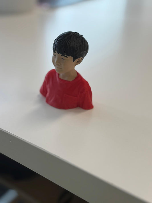 3D face and upper body scans, color printed or painted